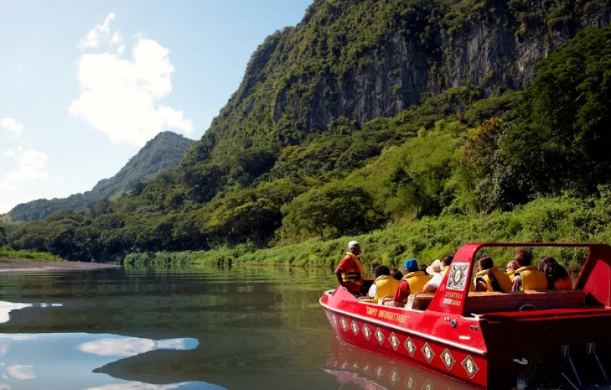 Sigatoka River Cruise Tour & Sigatoka ‘Salad Bowl’ Valley Tour