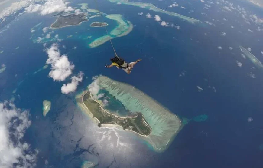Skydive Fiji Radical 10000ft Tandem Jump (30 seconds free fall)