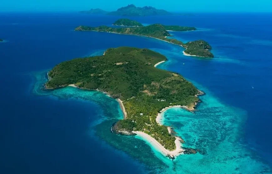 Fiji Sailing Trip | Sabre Fiji Sailing Day Trip