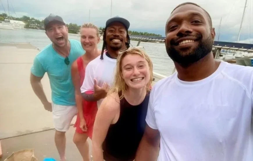 Zigzag Boat Half Day Tour Fiji