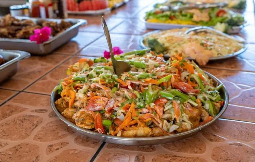 Fiji: Mamanuca Islands All-Inclusive Sailing Cruise